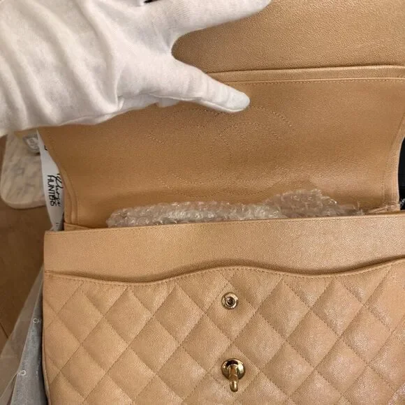 100% Authentic 19S CHANEL Jumbo Double Flap IRIDESCENT Caviar Lambskin GHW - Picture 10 of 16